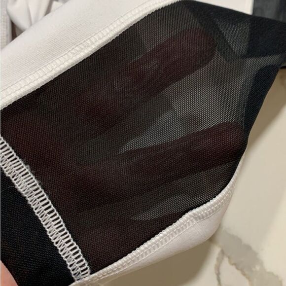 90 degrees by REFLEX | Women’s White Black High Rise Athletic Mesh Leggings - Picture 5 of 9